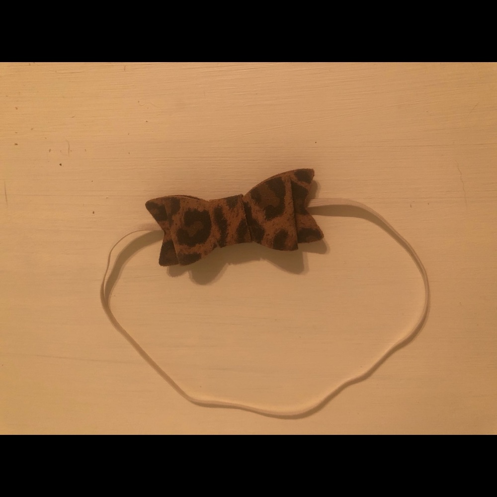 EEUC Freshly Picked Leopard Leather Bow Headband